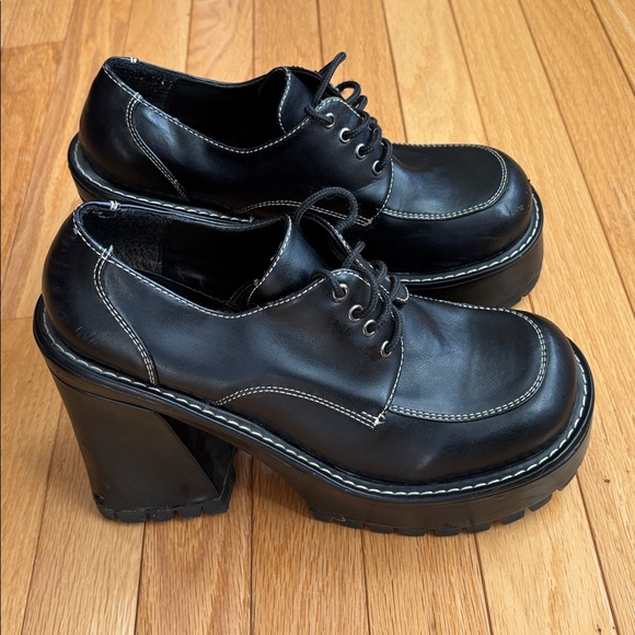 Vintage Y2K Black lace up Oxfords  Platform Chunky heel Grunge whimigoth SZ 9 - Picture 3 of 11